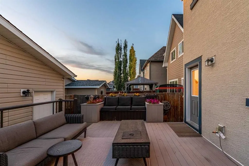 158 Mahogany Grove SE