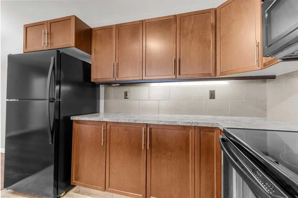 3 Broadway Rise #412