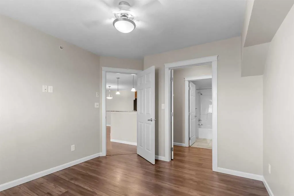 3 Broadway Rise #412