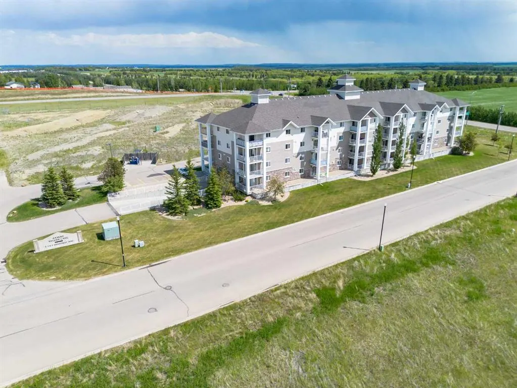3 Broadway Rise #412