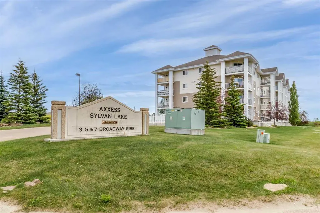 3 Broadway Rise #412