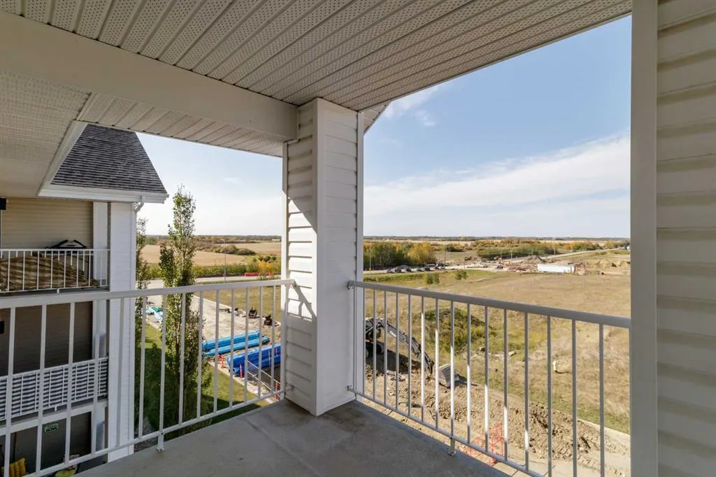 3 Broadway Rise #412