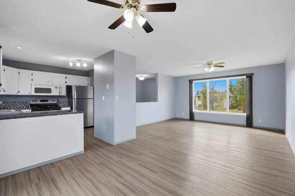 21 Parkland Drive