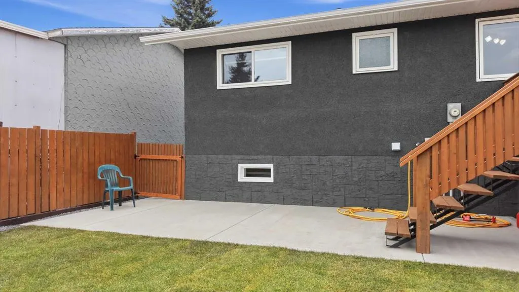 21 Parkland Drive