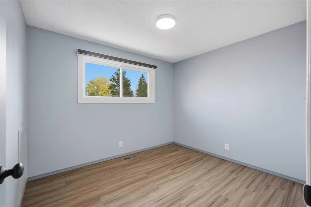 21 Parkland Drive