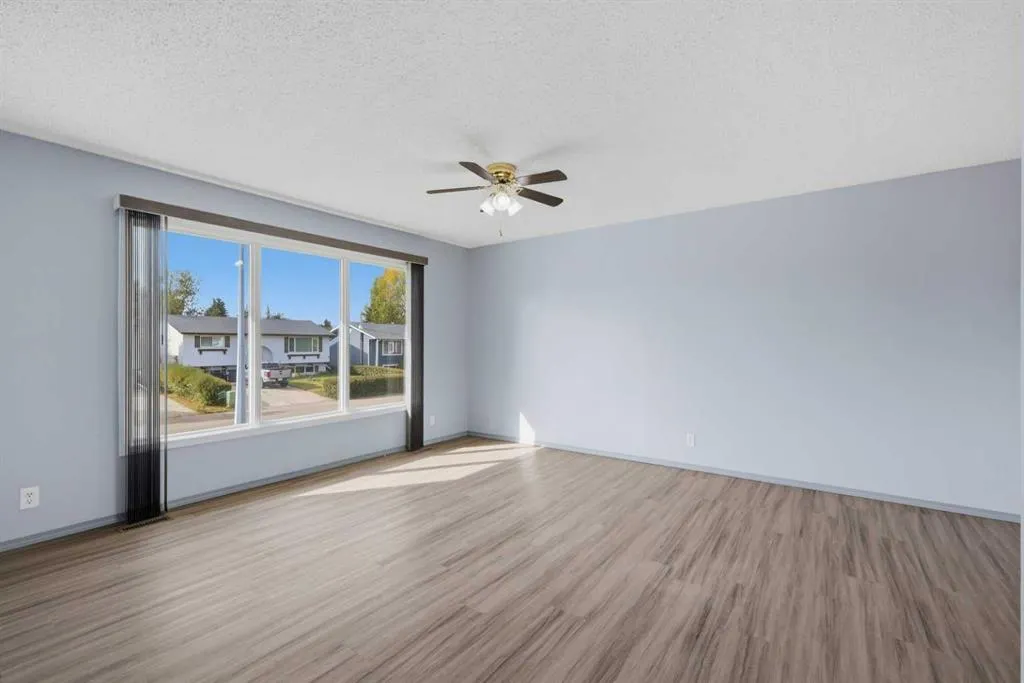 21 Parkland Drive