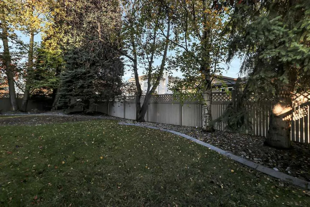 86 Allison Crescent