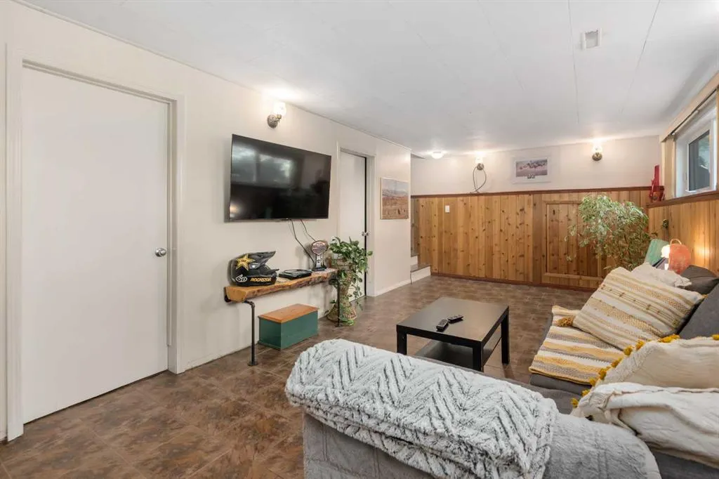 235007 Range Road 284
