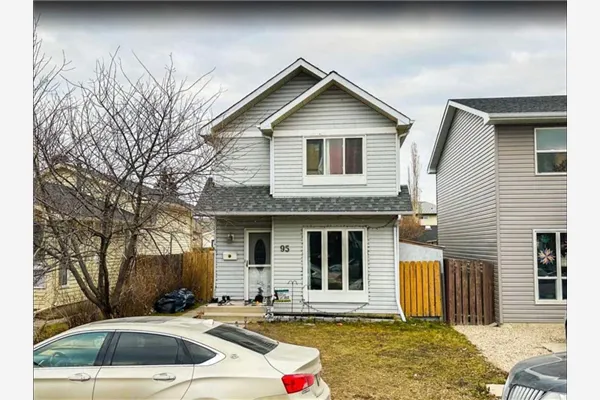 95 Castlegreen Close NE