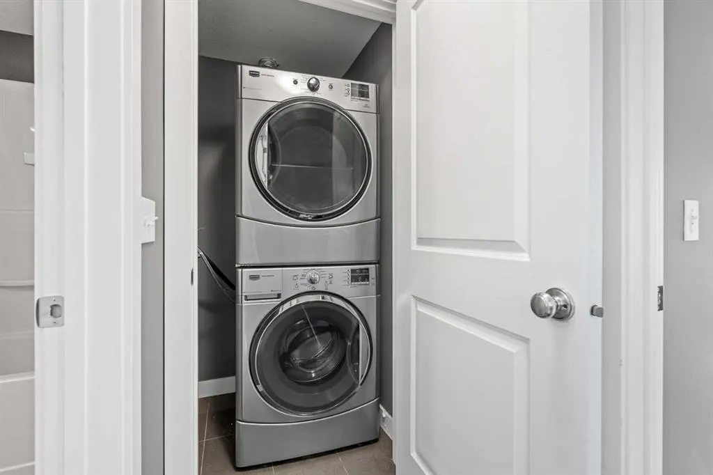 240 Skyview Ranch Road NE #1406