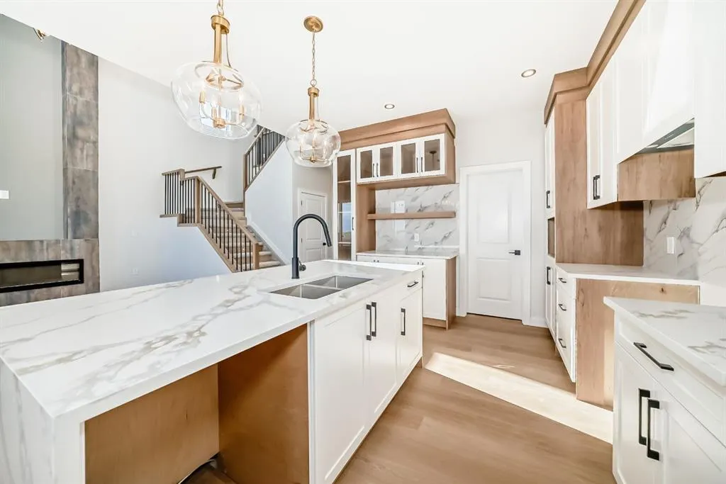 15 VINCENT Gate