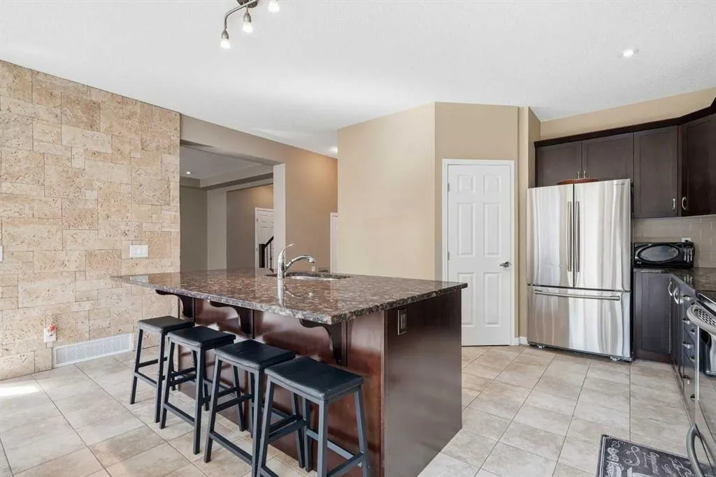 143 Windbrook Manor SW