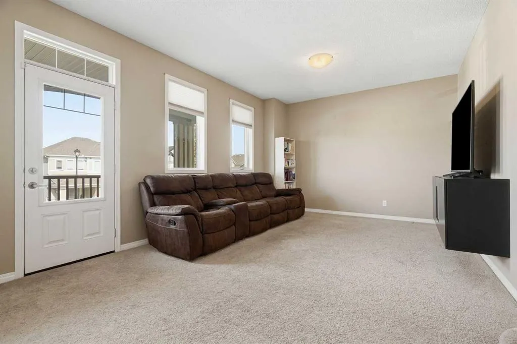 143 Windbrook Manor SW