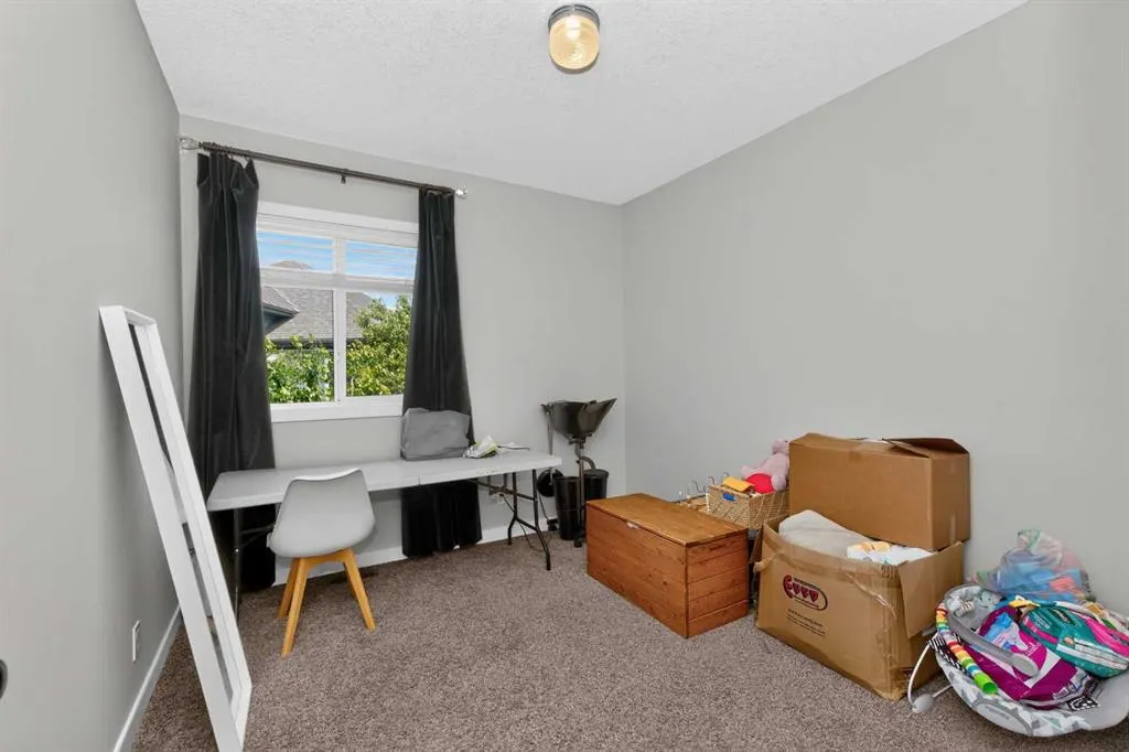 244 Mahogany Bay SE