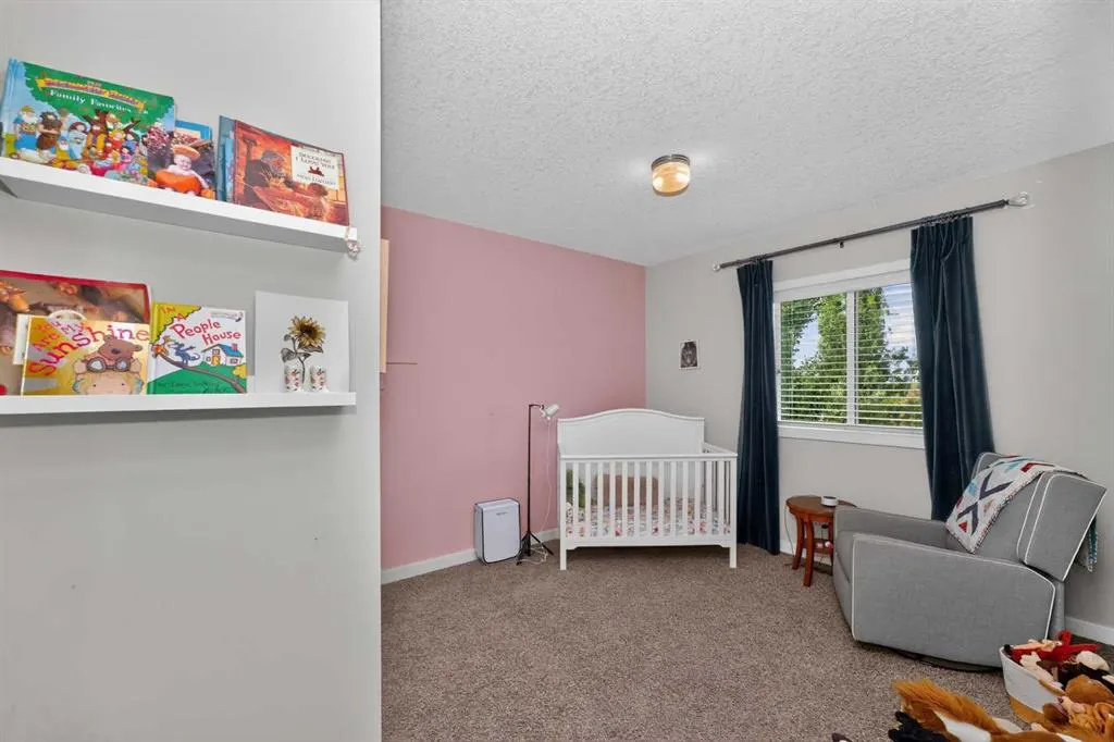 244 Mahogany Bay SE