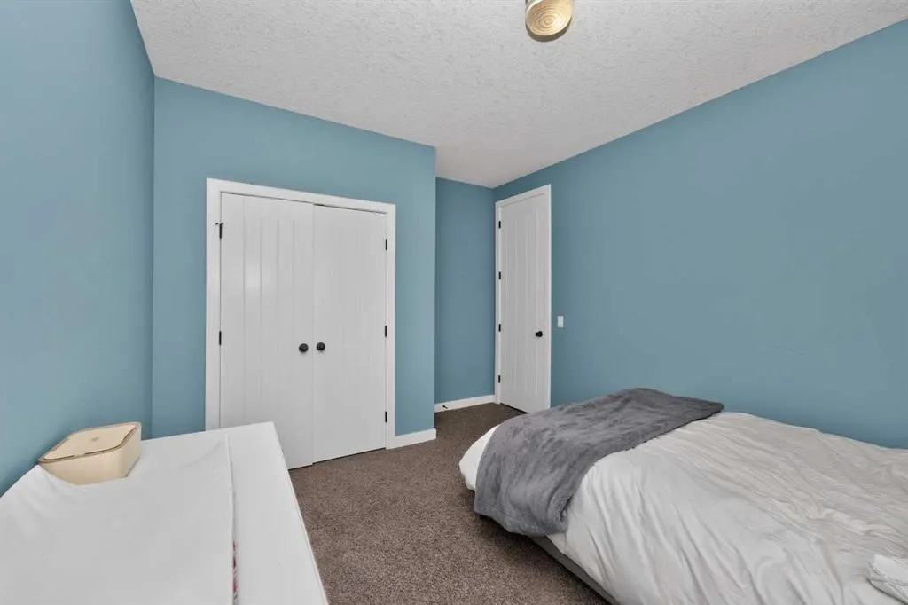 244 Mahogany Bay SE
