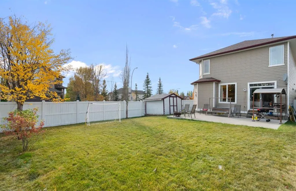 86 Tuscany Ravine Road NW