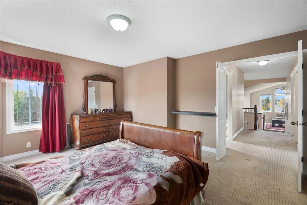 86 Tuscany Ravine Road NW