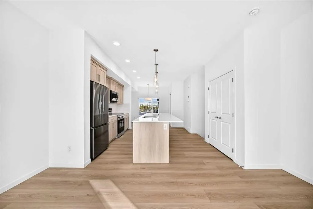 20295 Seton Way SE #105