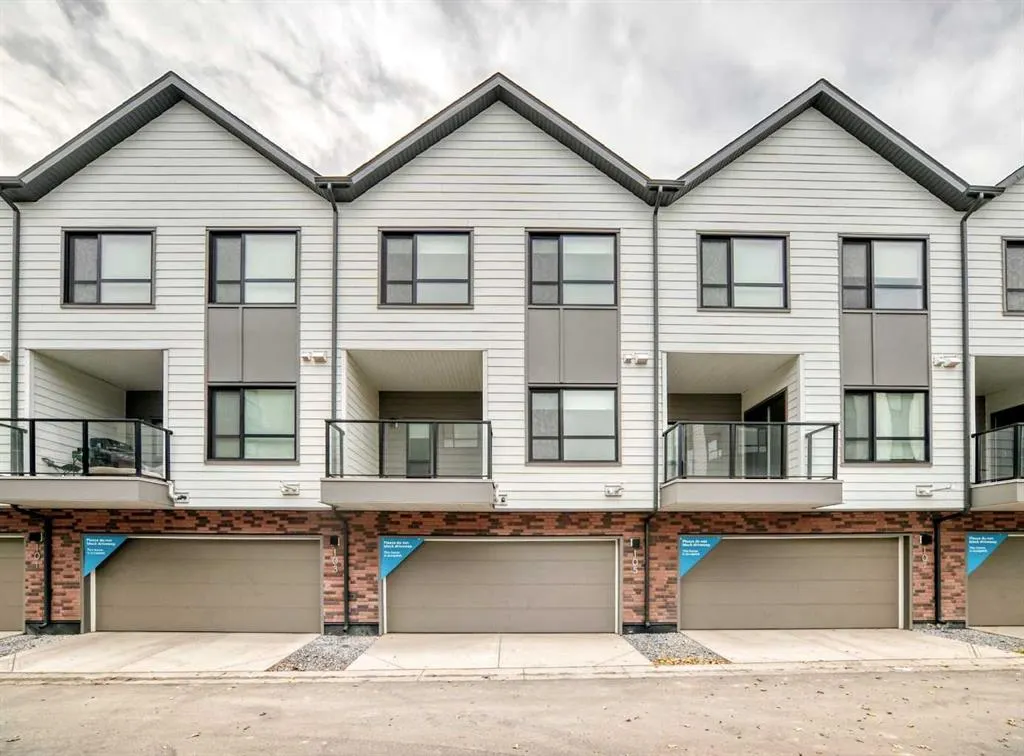 20295 Seton Way SE #105