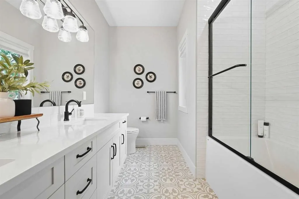 435 East Chestermere Drive