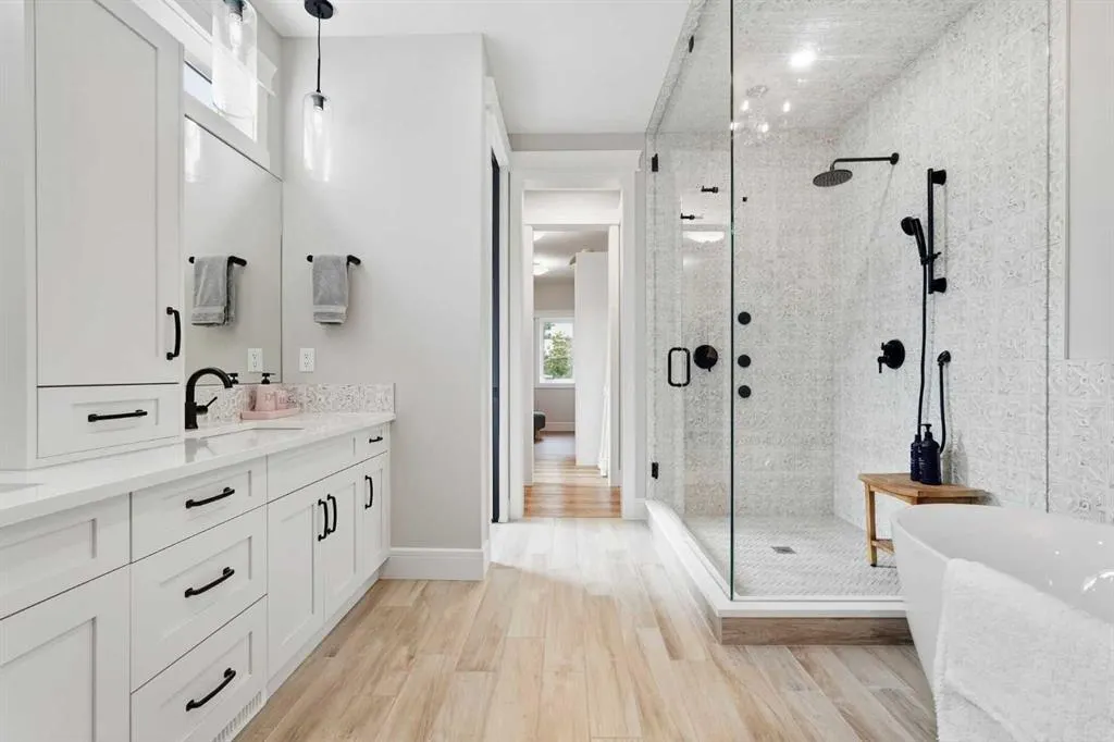 435 East Chestermere Drive