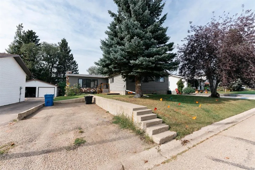 10 Tee Road