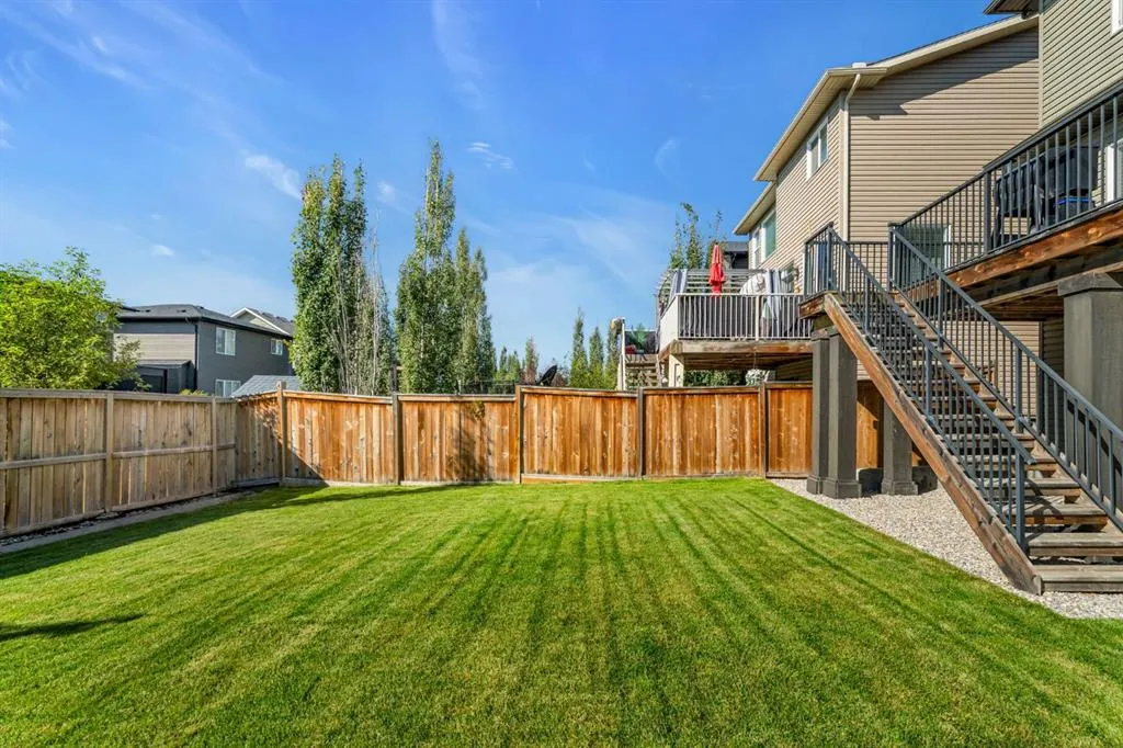 21 Mount Rae Heights