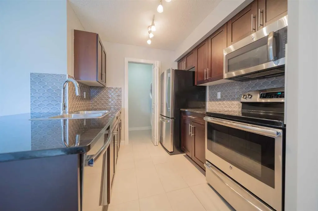 81 Legacy Boulevard SE #1405