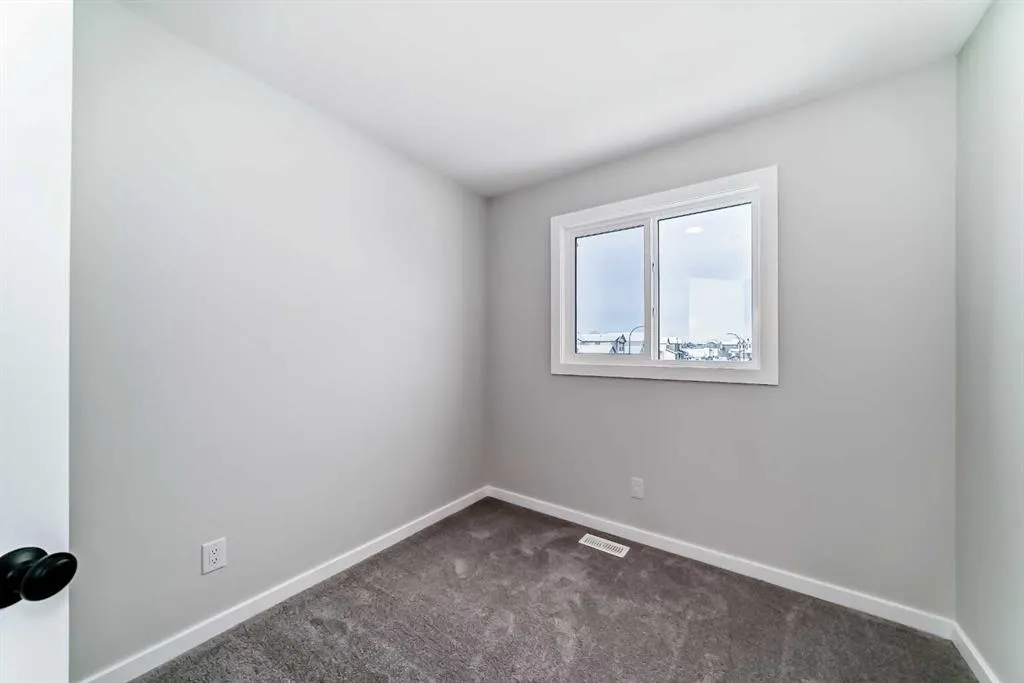 15 Heirloom Lane SE