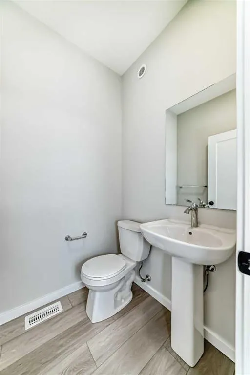15 Heirloom Lane SE