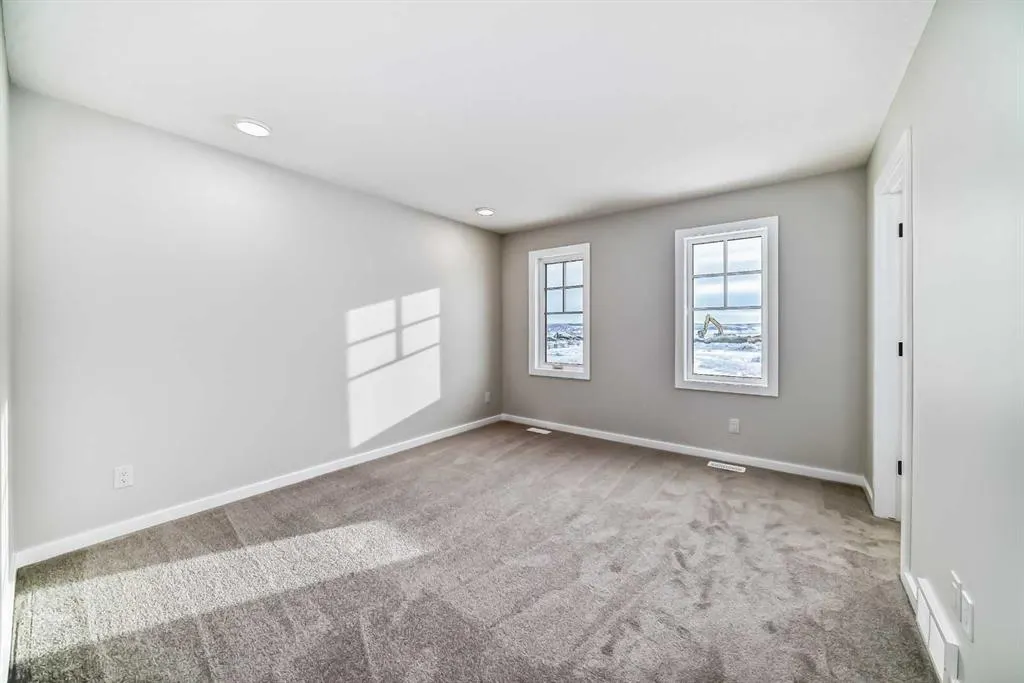 15 Heirloom Lane SE