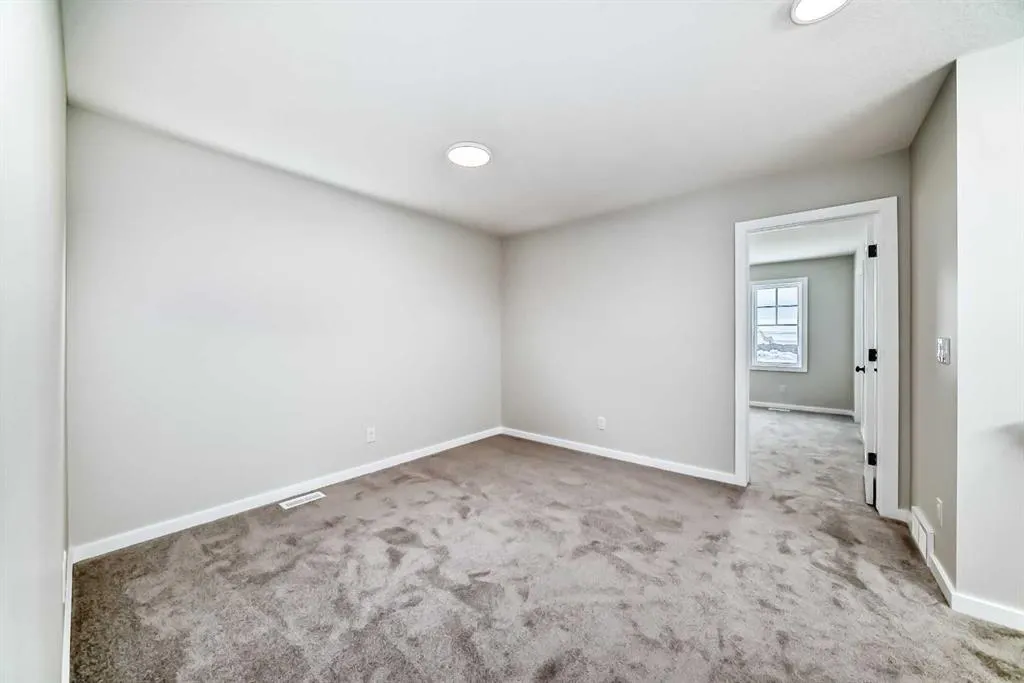 15 Heirloom Lane SE