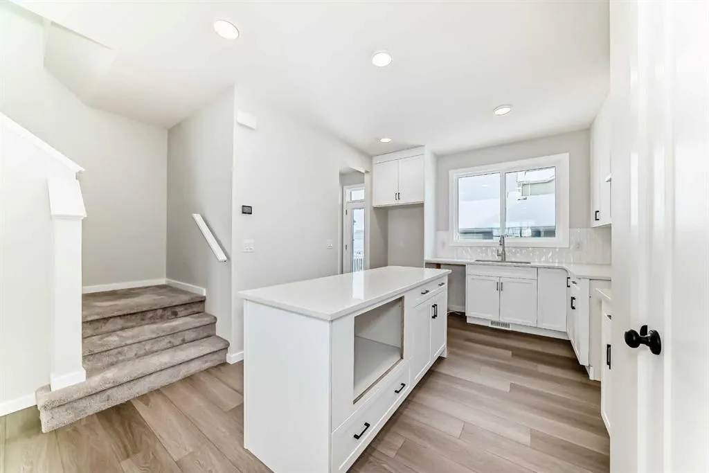 15 Heirloom Lane SE