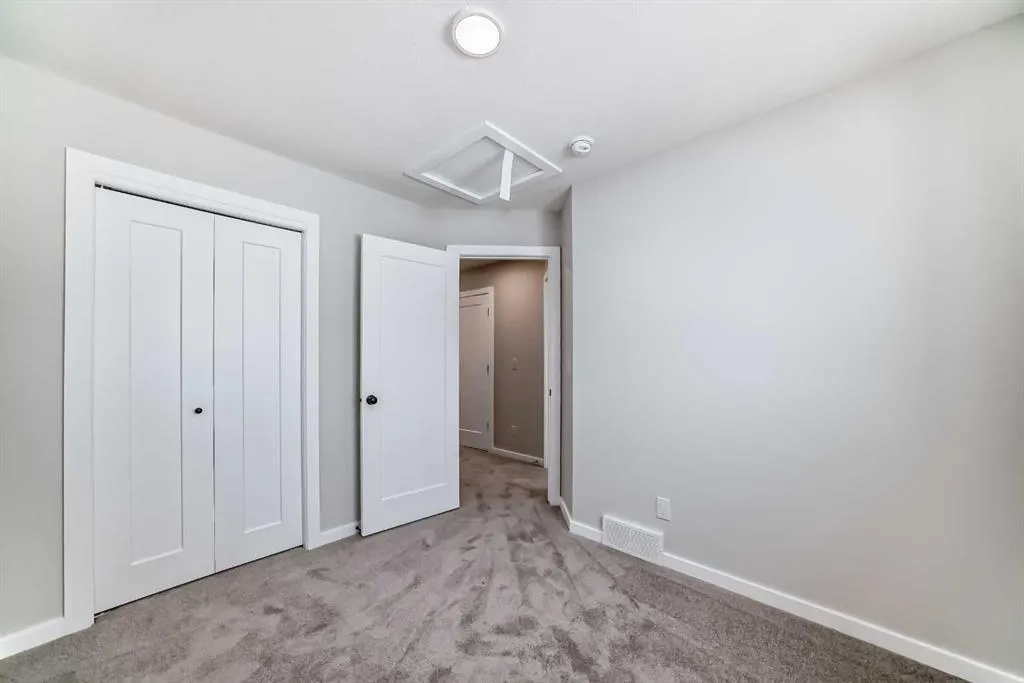15 Heirloom Lane SE