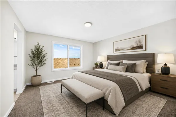 90 Raven Point SE