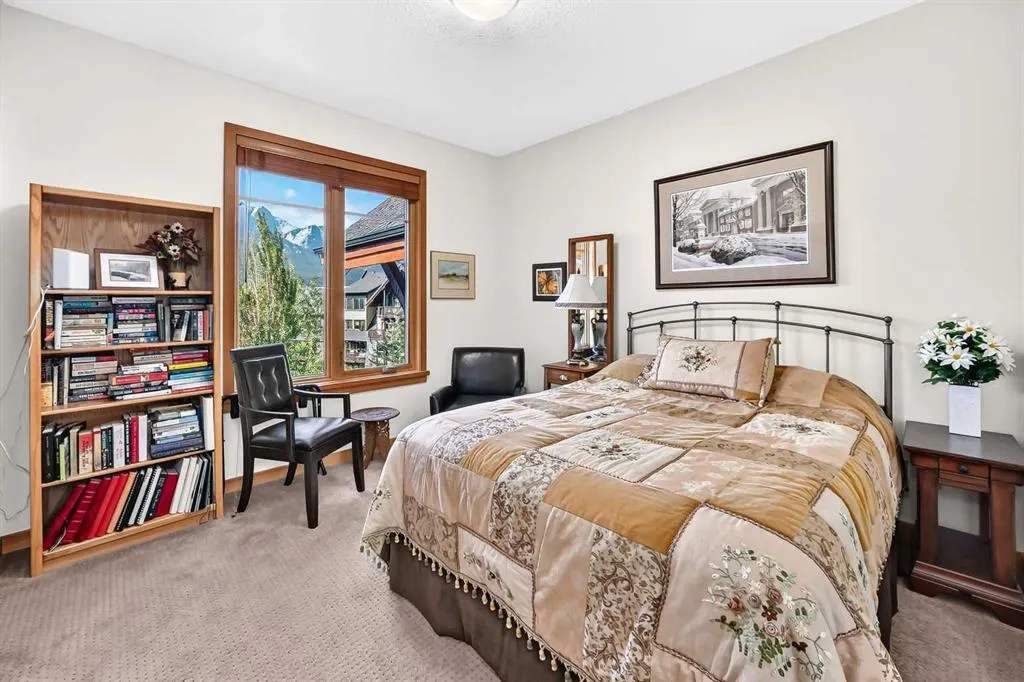 505 Spring Creek Drive #404