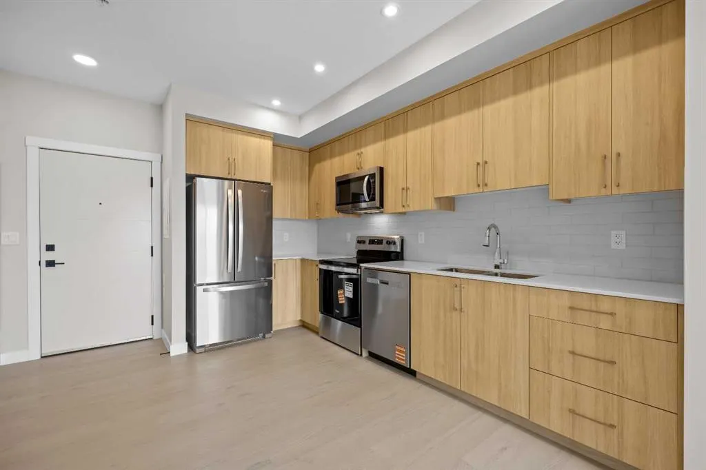 100 Banister Drive #3306