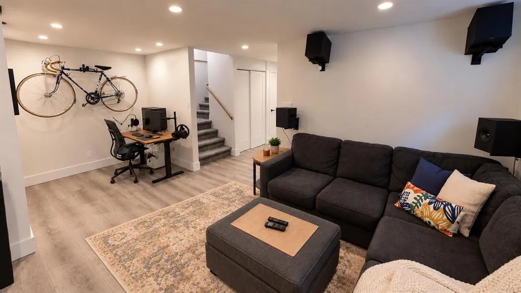 683 Keystone Chase W