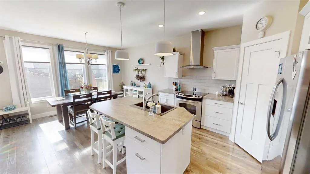 683 Keystone Chase W