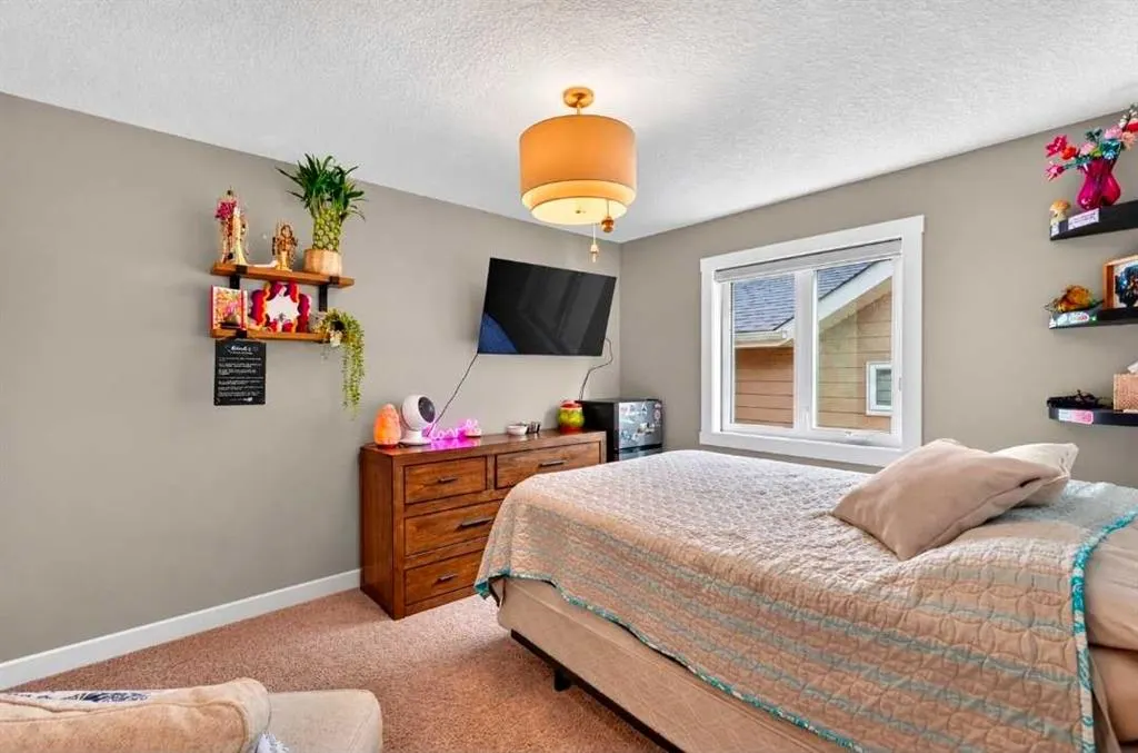 90 Cranbrook Crescent SE