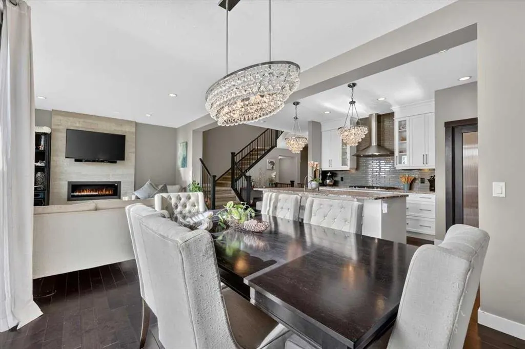 90 Cranbrook Crescent SE