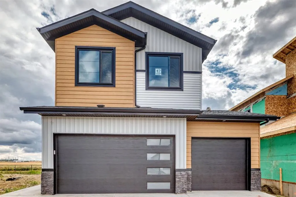 47 EVERSON Close