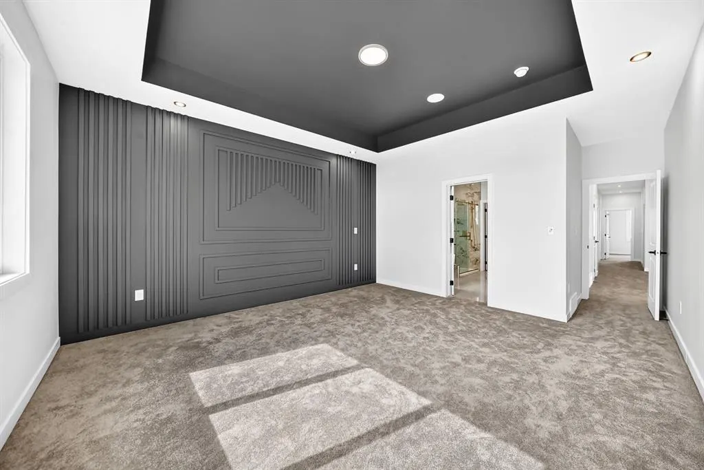 47 EVERSON Close