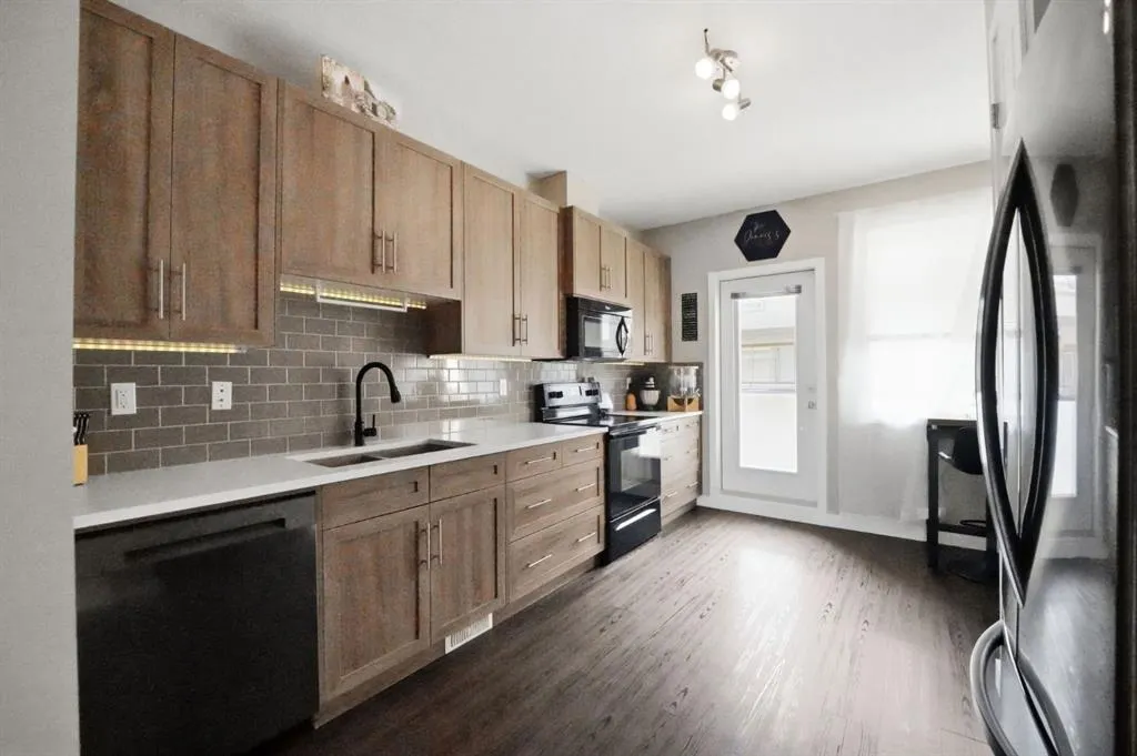125 Caribou Crescent #303