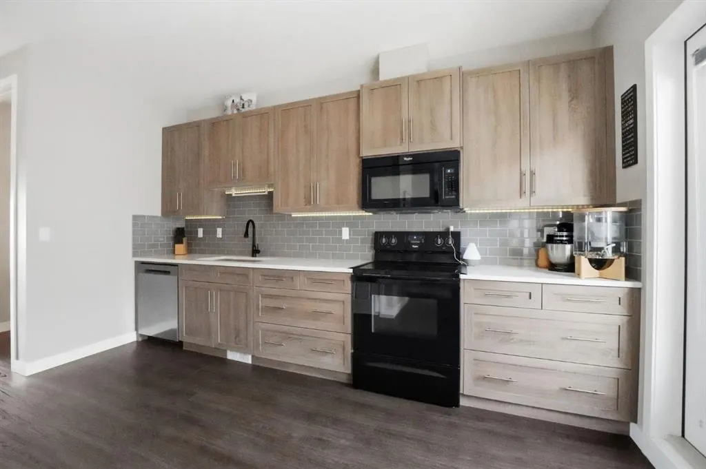 125 Caribou Crescent #303