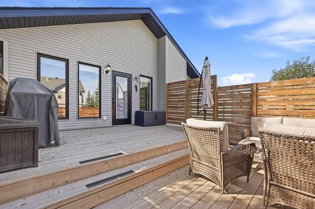 8 Irving Crescent