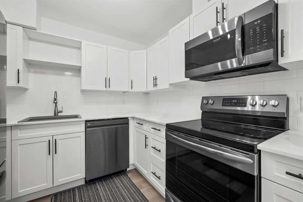 3809 45 Street SW #40