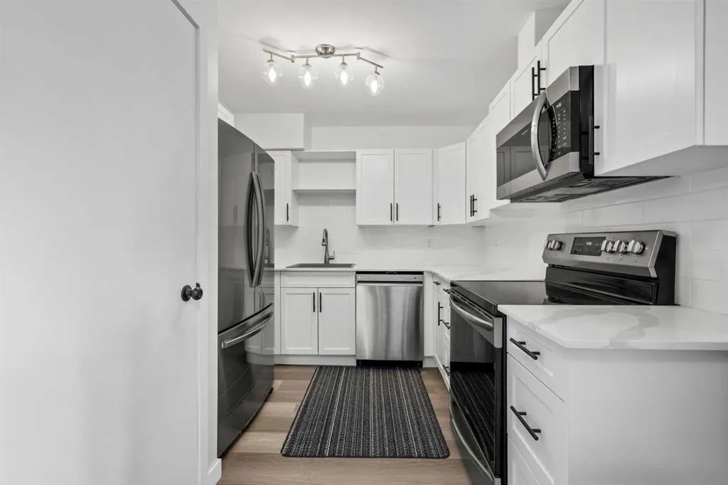 3809 45 Street SW #40