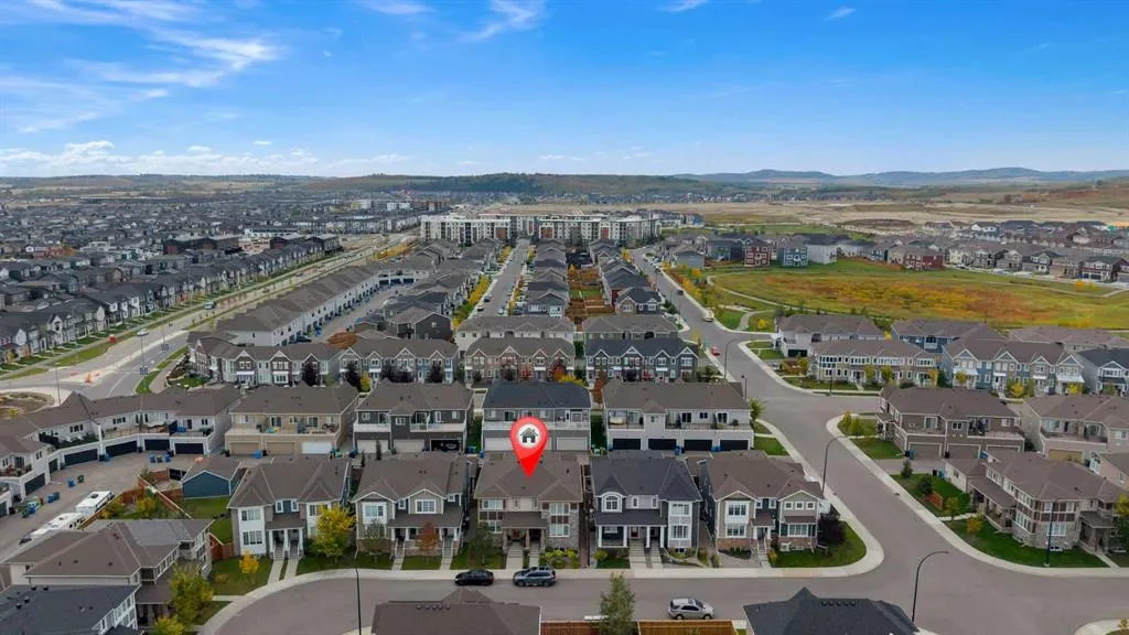 177 Yorkville Manor SW